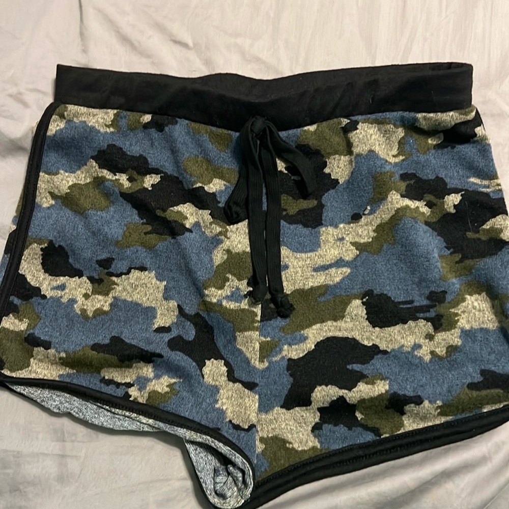 Blue blush. Camo shorts soft cotton material